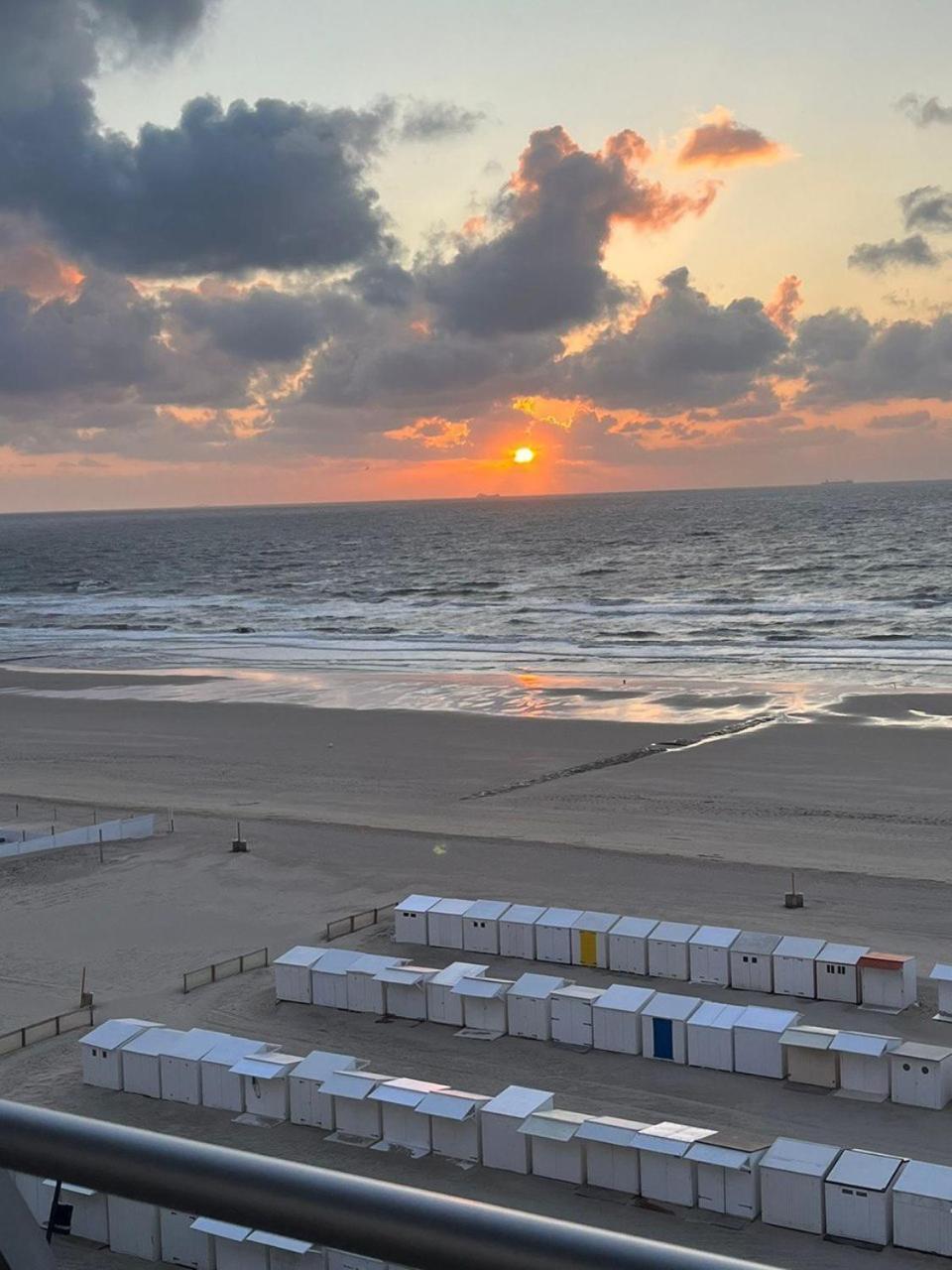 3Br Zeedijk Apartment Ocean View Blankenberge Zewnętrze zdjęcie